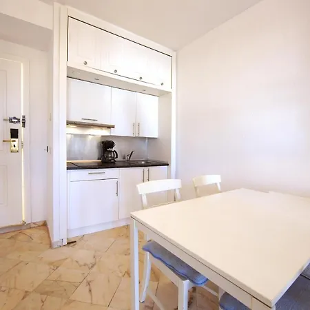 Romana Playa Elviria Appartement *