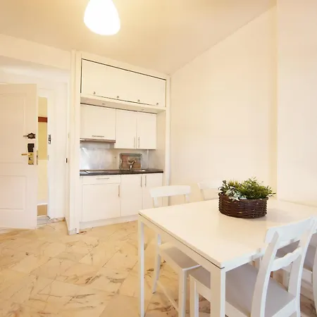 Romana Playa Elviria Apartmán *